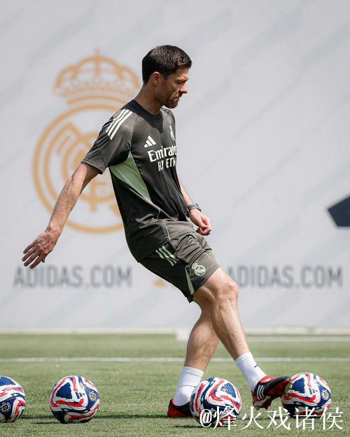 奥林匹亚科斯主帅：阿隆索需要时间；皇马有实力