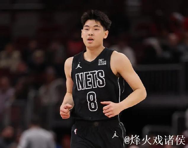 崔永熙谈篮网训练感受：施罗德与西蒙斯相处融洽