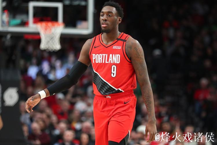 利特尔与热火签下一年合同 上季场均贡献3.4分 利特尔与热火签下一年合同 上季场均贡献3.4分